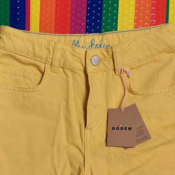Mini Boden nwt yellow shorts size 11 - Picture 2 of 16